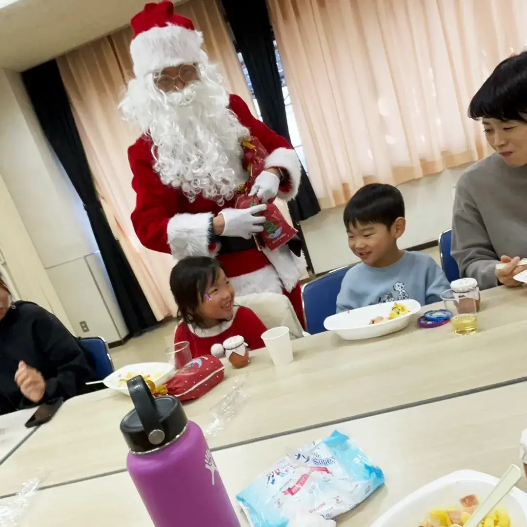 子ども食堂かえるのうた20231224_子供達の様子